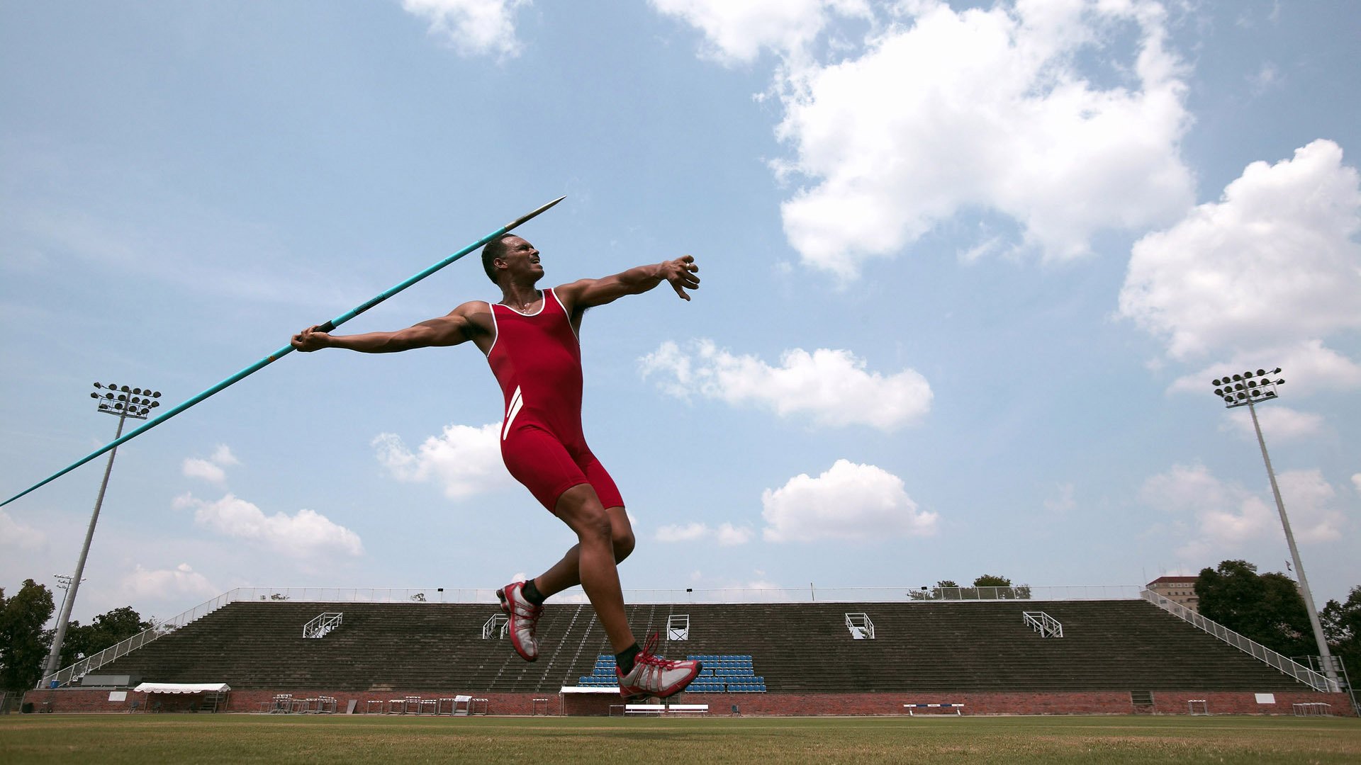 _自主研发智能跳绳:科技助力全民健身_,智能跳绳工作原理