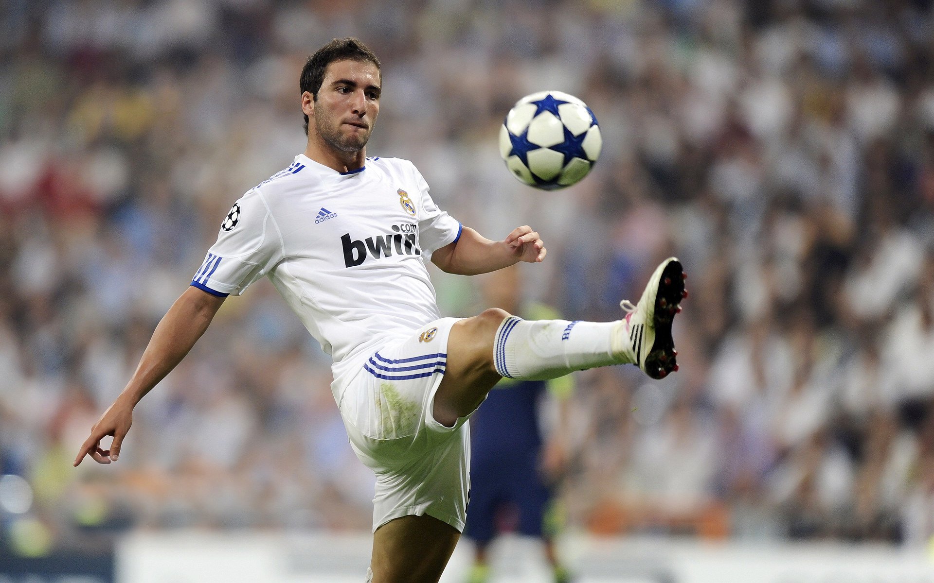 “自动化判罚与新规则的结合,推动“快节奏”比赛的科学化发展”